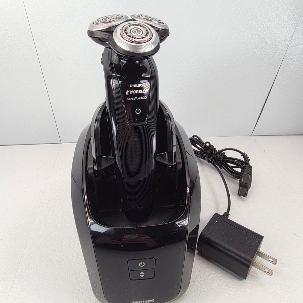 Philips‎ Norelco Sensotouch 3D Jet Clean System Charging Base Electric Shaver